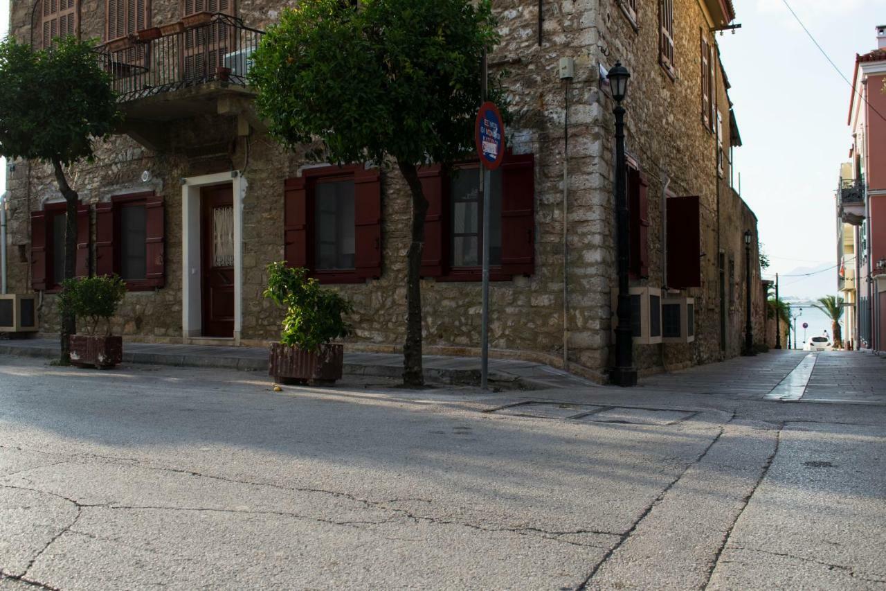 Traditional House Of 1898 In The Heart Of Old Town Of Nafplio Exterior foto